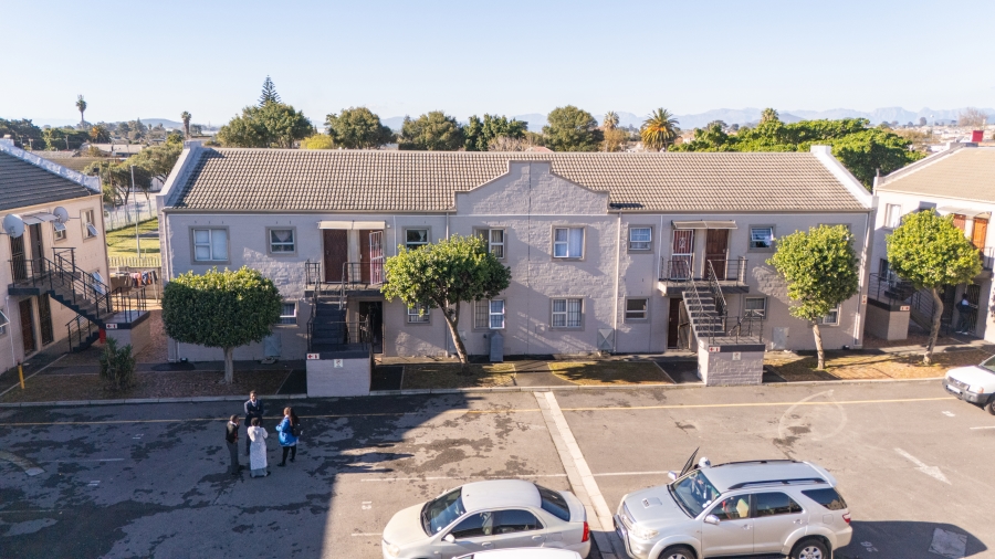 2 Bedroom Property for Sale in Belmont Park Western Cape